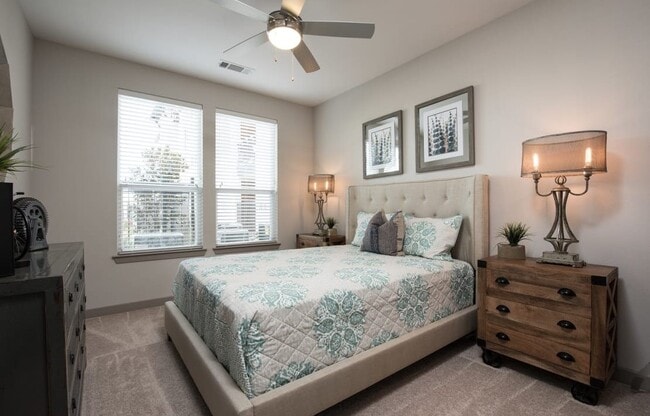 Building Photo - 24151 Bella Dolce Ln Unit 917