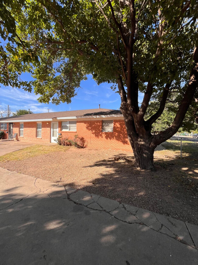 Photo - 1905 41st St Townhome