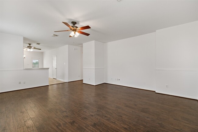 Photo - 5425 Jefferson St