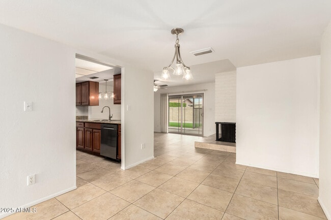 Building Photo - 8308 E Buena Terra Way