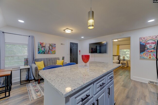 Photo - 1623 Brennen Rd