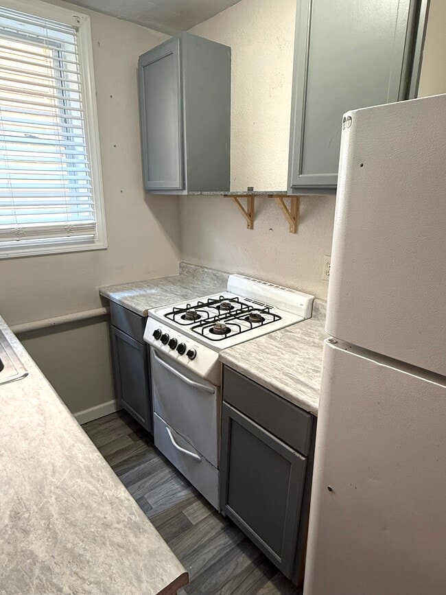 Photo - 706 W Prairie Ave