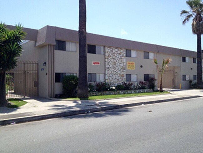 Photo - 330 W. 223rd St.
