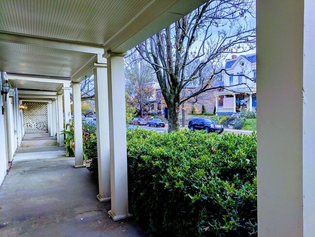 Photo - 3322 Ellwood Ave Unidad Apt. C