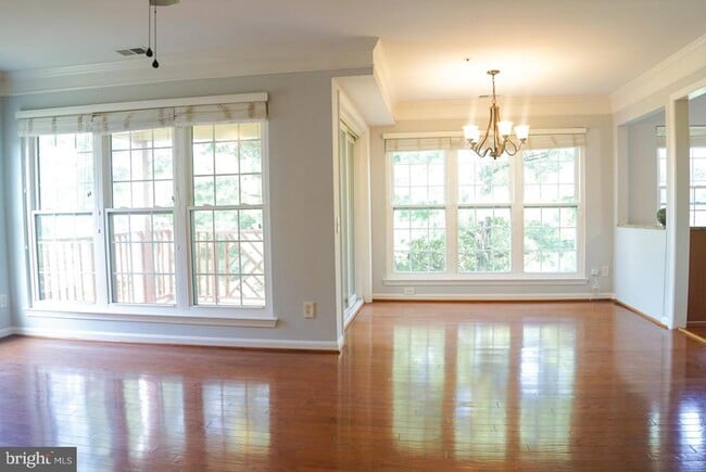 Photo - 2816 Emma Lee St Unit 301