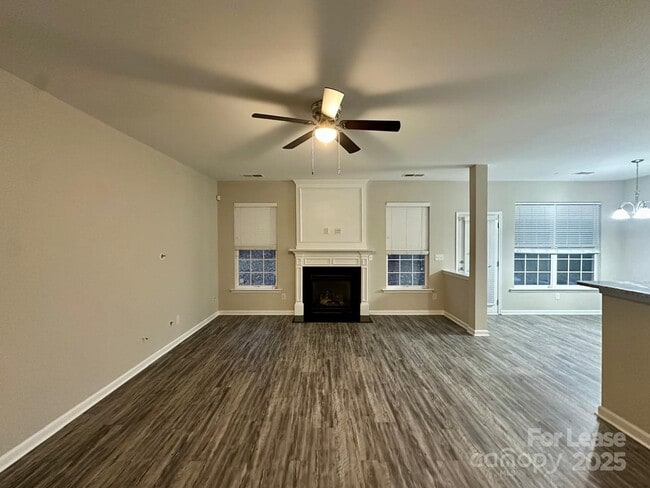 Photo - 4427 Eglinton Toll Ct