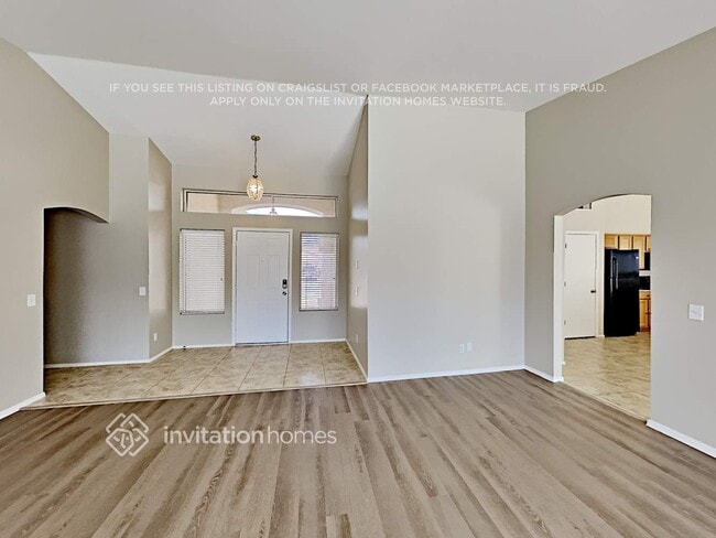 Photo - 7039 S 19th St