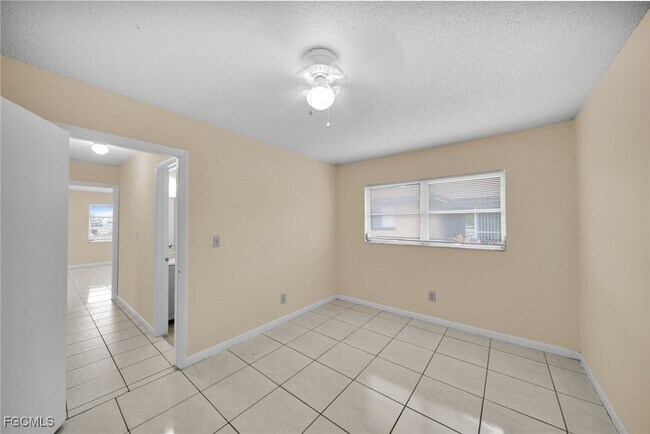 Photo - 4824 Lucaya Dr Unidad 1