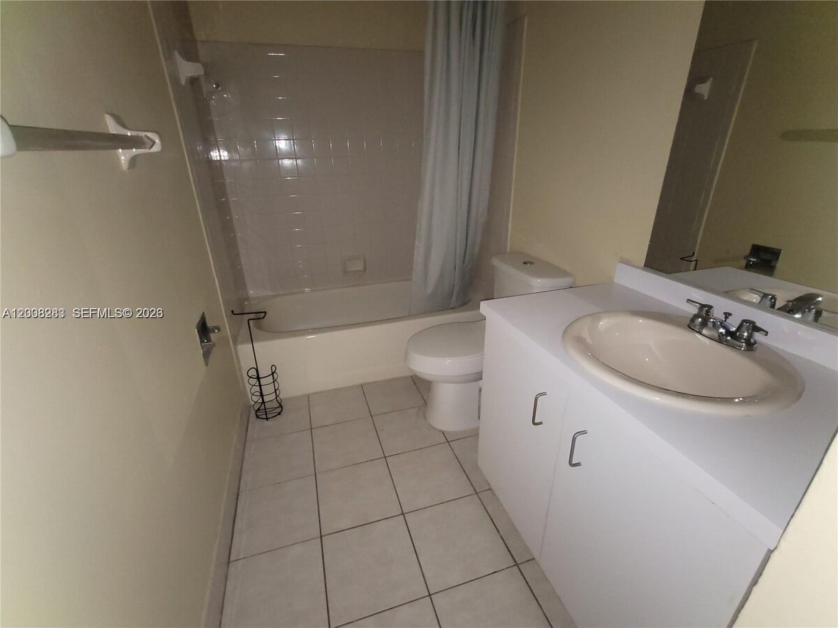 Photo - 6948 SW 36th Ct