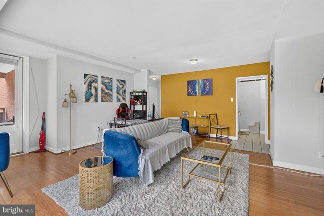 Photo - 1111 Arlington Blvd Unit 419