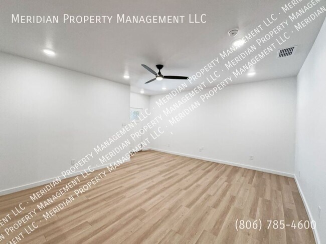 Photo - 5805 URBANA-