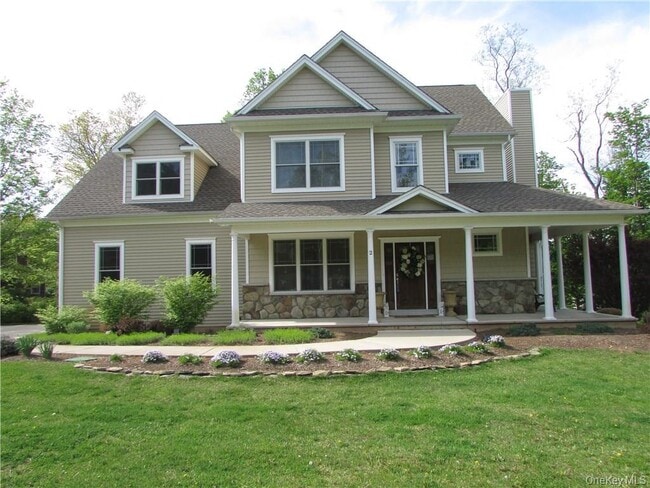 Photo - 2 Long Hill Rd