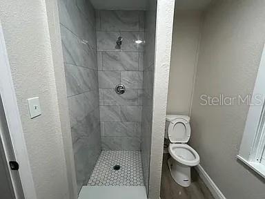 Photo - 725 16th Ave NW