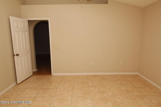 Photo - 2230 Redwood Cir