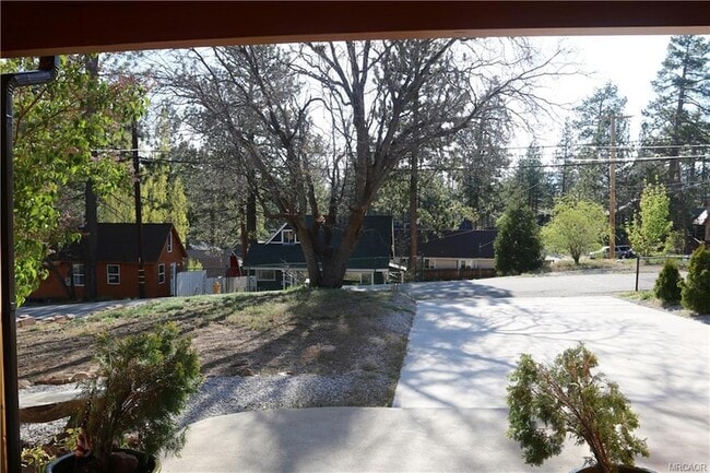 Photo - 623 Temple Ln