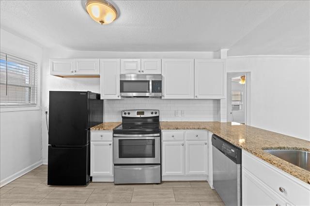 Photo - 2617 W Bewick St