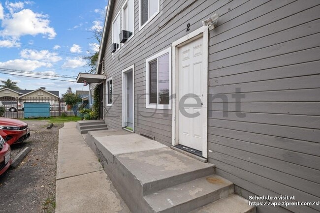 Photo - 1323 Monterey Ave