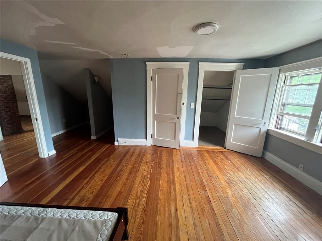 Photo - 141 Pembroke Ave