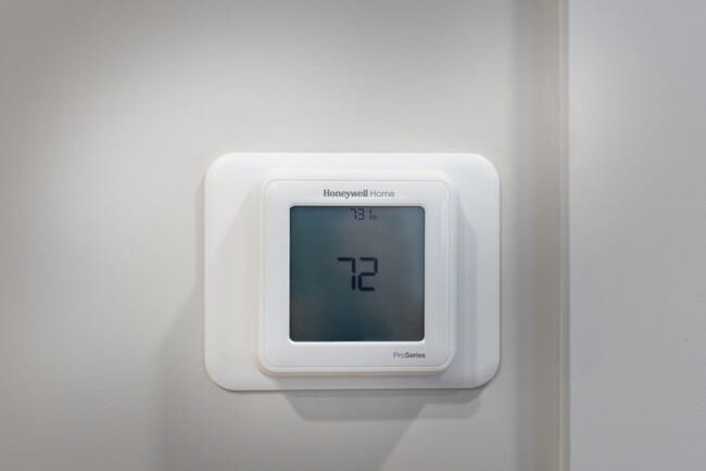 Programmable thermostat