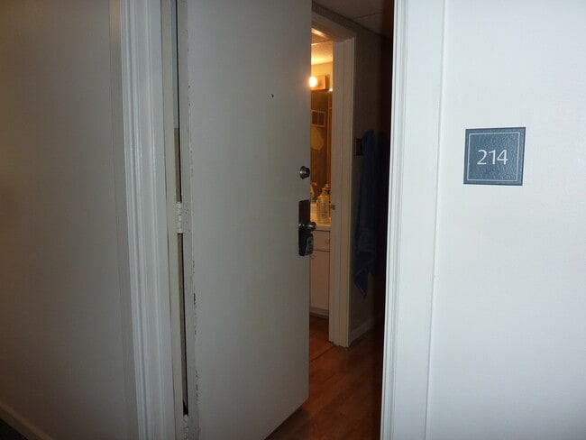Photo - 1700 Clinch Ave Unit UT214 STU (HOLD)