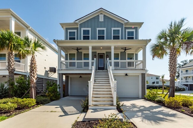 1536 Asher Ave