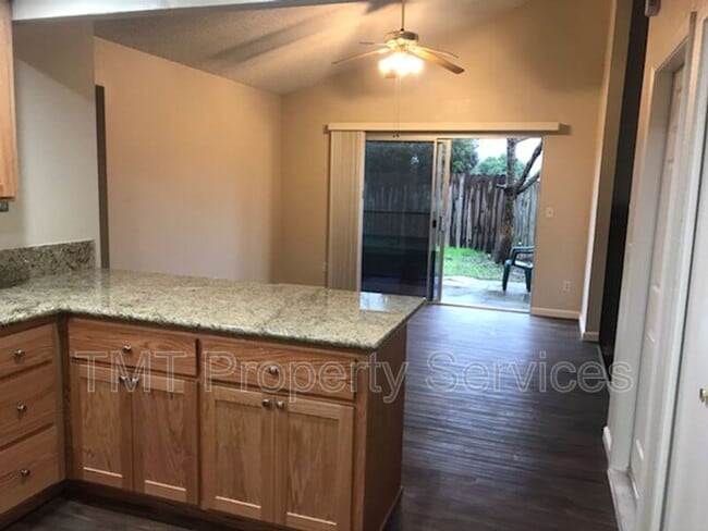 Photo - 6803 Trovita Way