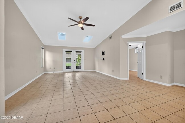 Photo - 115 Bob White Ct