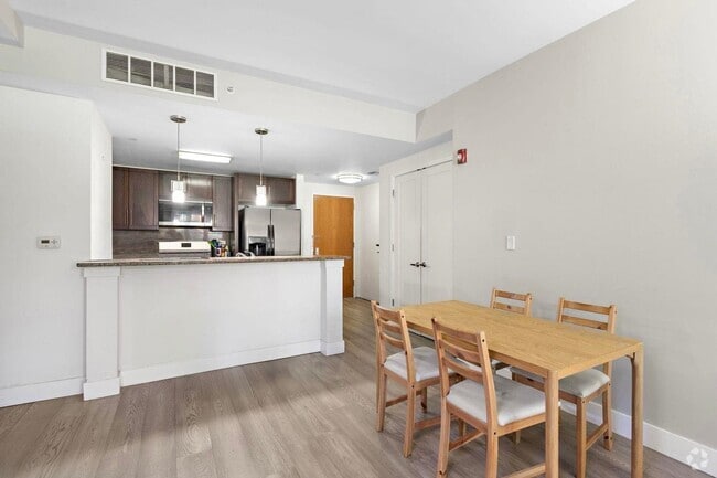 Building Photo - 253 Washington St Unit 703 Rental