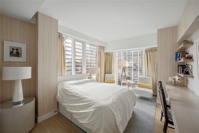 Photo - 135 W 52nd St Condo Unit 38A