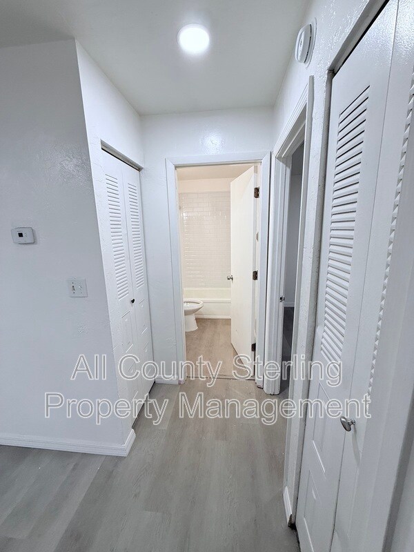 Photo - 2404 SW 31st Pl Unit #5