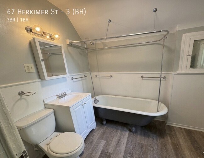 67 Herkimer St Unit 3 (BH)