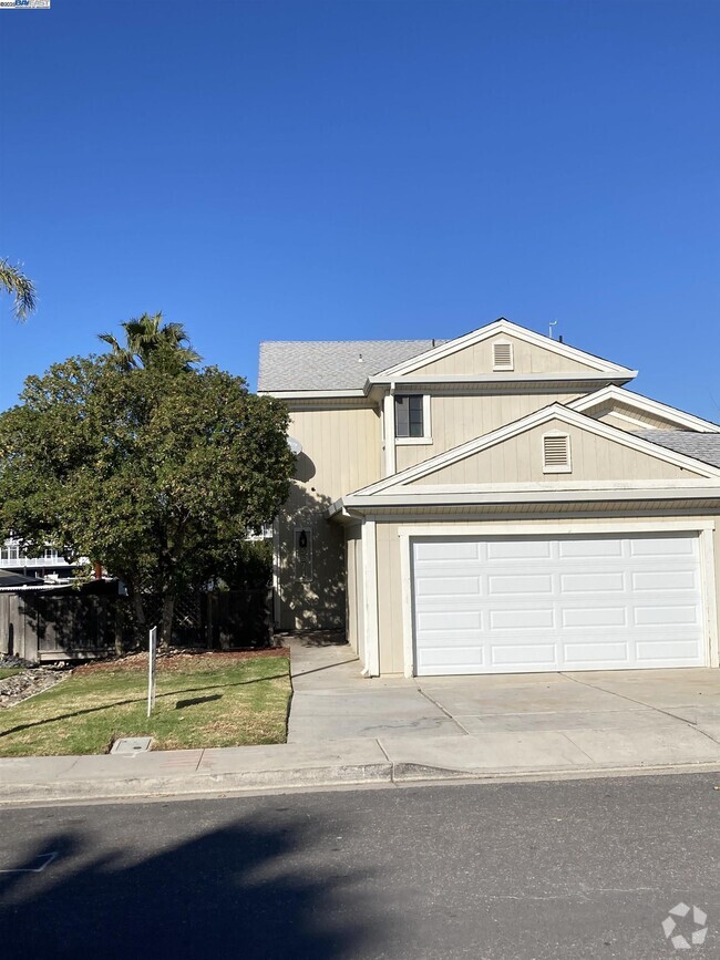 Building Photo - 5671 Marlin Dr Rental