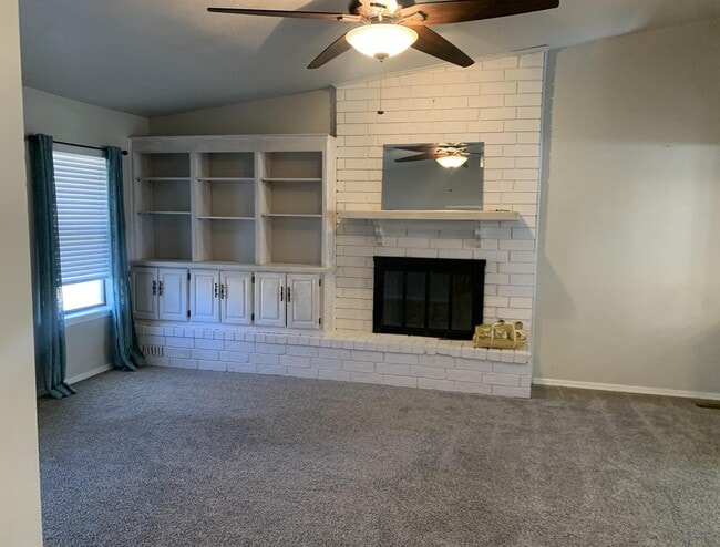 Photo - 2305 Heritage Trail