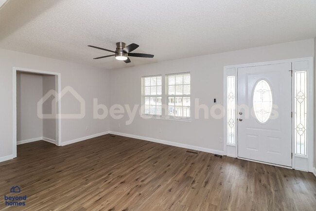 Photo - Gorgeous 4 bedroom / 3 full bath with 1,670 sq feet of space!