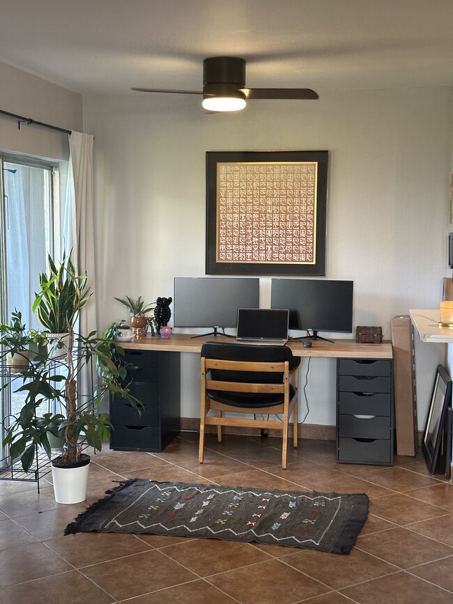 Photo - 132 W America St Unit 25