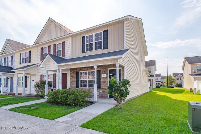 Photo - 8011 Banister Loop