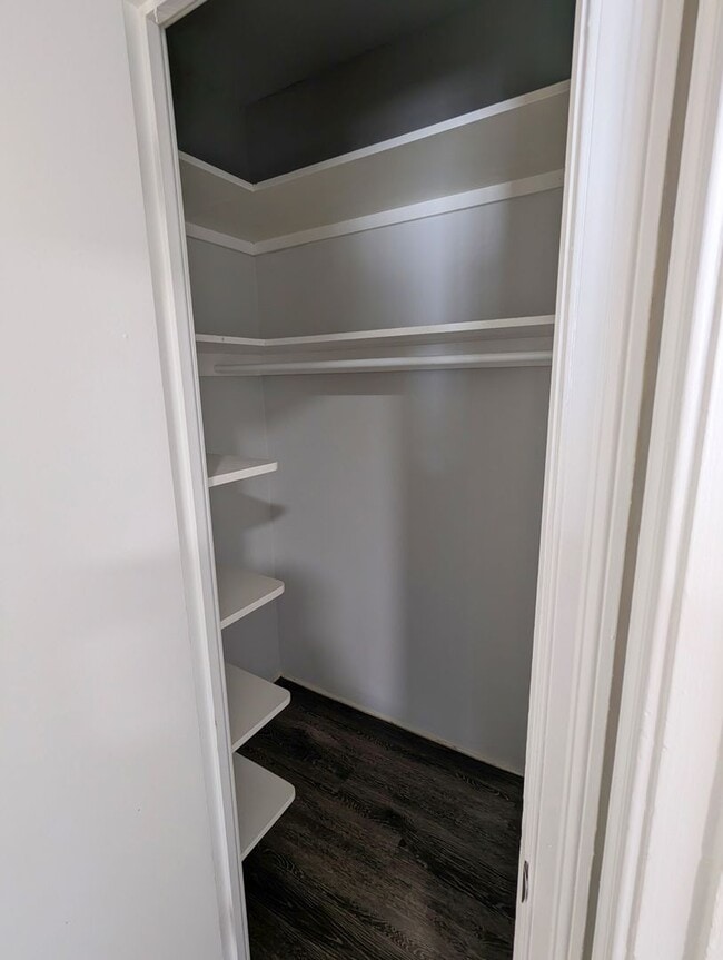 225 Conniston Rd Unit 4