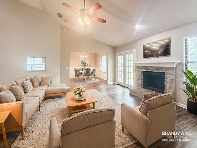 Photo - 3847 English Colony Dr N