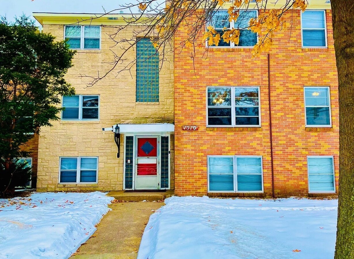 Photo - 1510 Larpenteur Ave W Unit 6