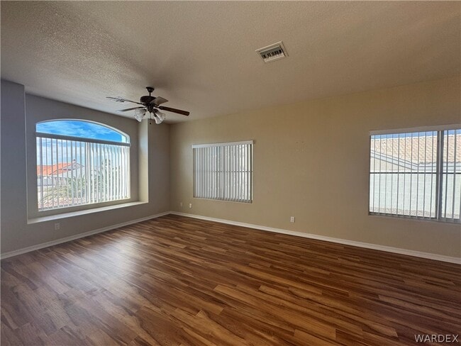 Photo - 3323 N Ridge Ave