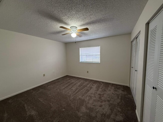 Photo - 5600 59th Way N