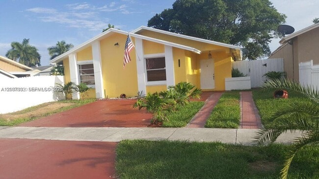 Building Photo - 11878 SW 208th Terrace