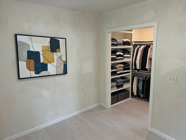 Photo - 718 Roosevelt Ave Unit D