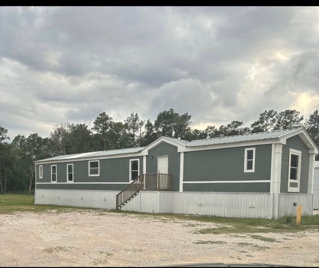 Building Photo - 26060 Etta Rd