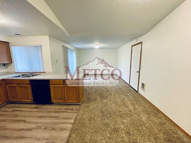 Photo - Spacious Thurston Home