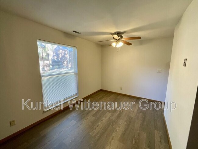 Photo - 1805 Jamestown Rd