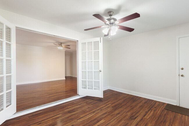 Photo - Spacious 2/2 Condo w/ Great Roommate Setup!