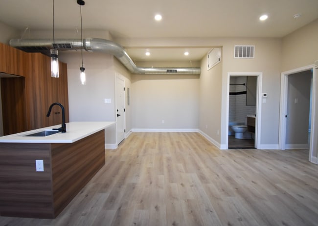 Photo - 1030 N 48th St Unit D-2C