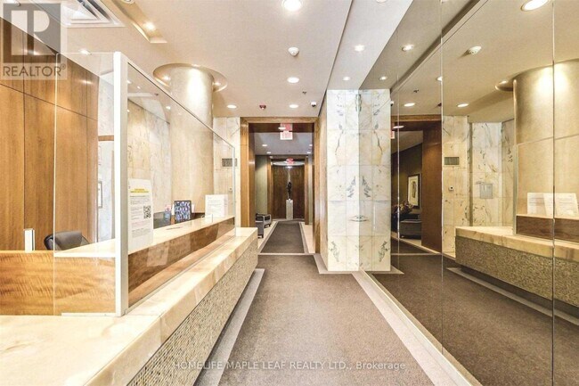 Photo - 736 Spadina Ave. Unité 304