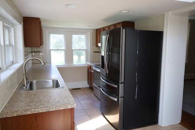 Photo - 3244 Skippack Pike